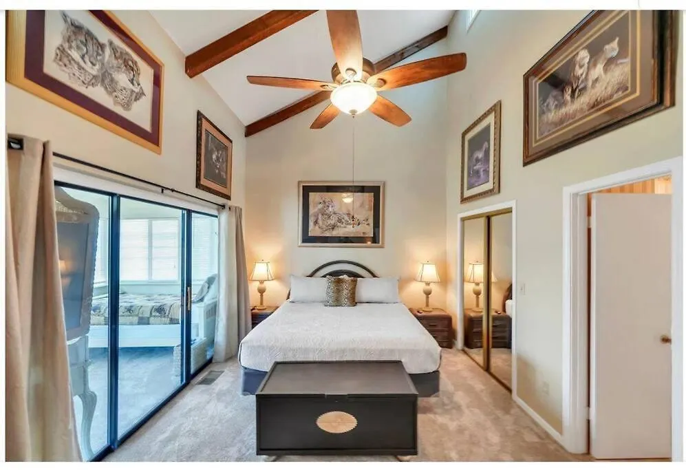 New Listing!!! 4 Min Walk To The Beach! Destin