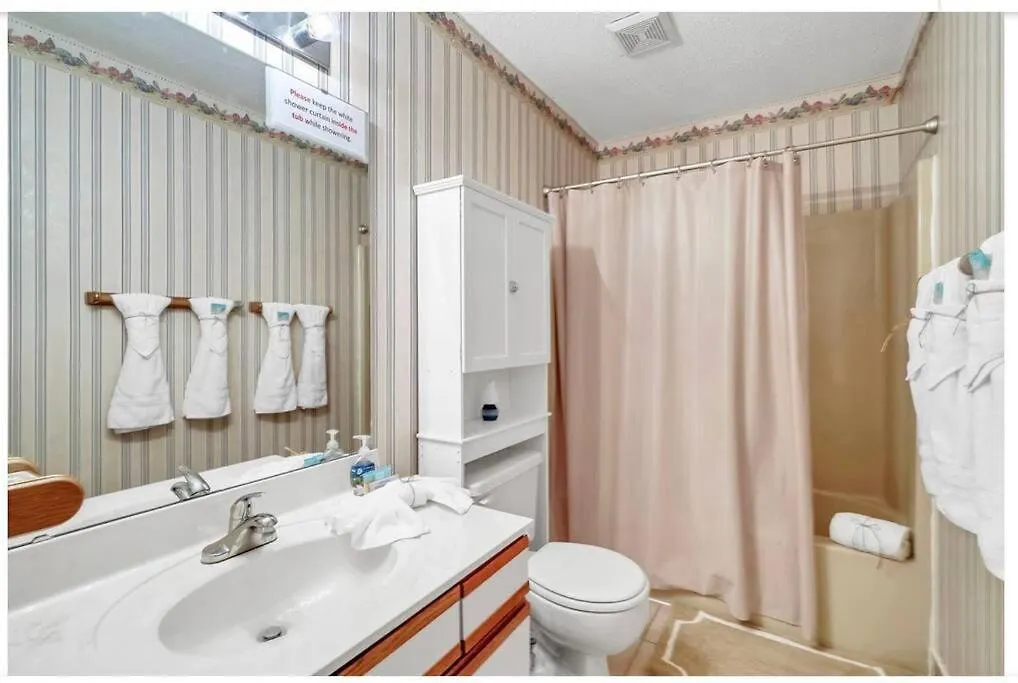 New Listing!!! 4 Min Walk To The Beach! Destin Stati Uniti